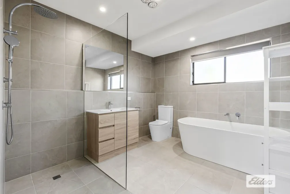11/2 McKibbin Court, Wodonga, VIC, 3690 - Image 8