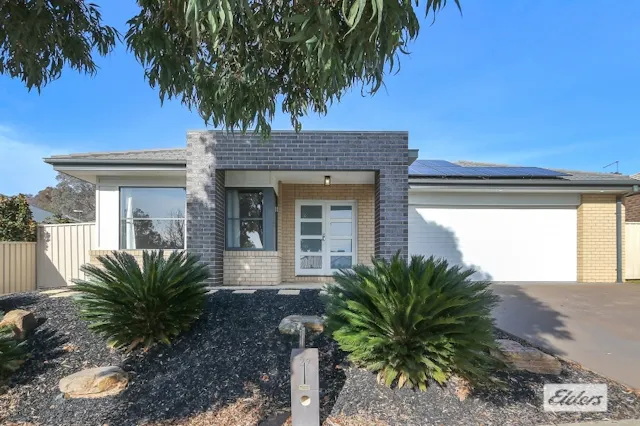 29 Maygar Avenue — photo from Elders Real Estate Albury/Wodonga