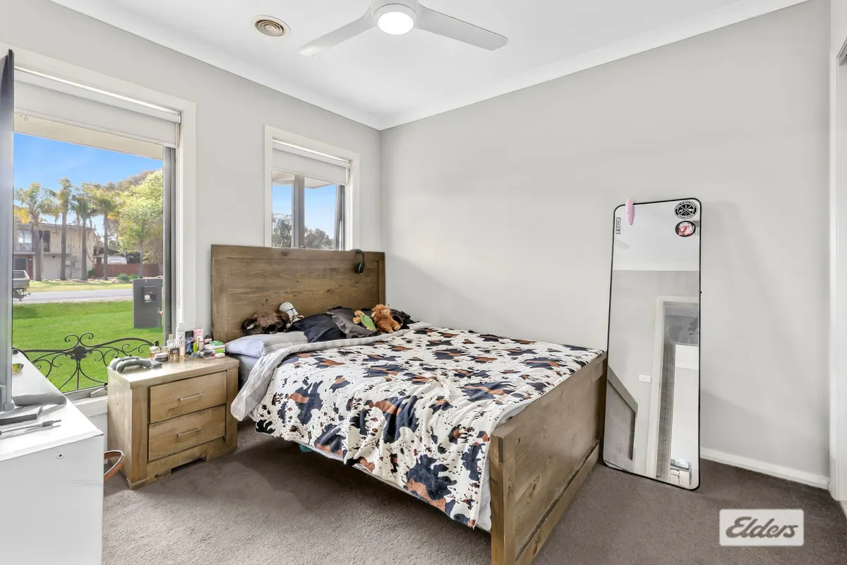 150 Kennedy Street — photo 7 of 14