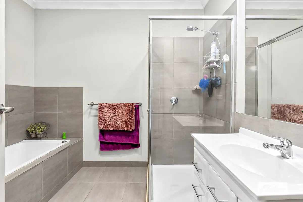 150 Kennedy Street — photo 10 of 14