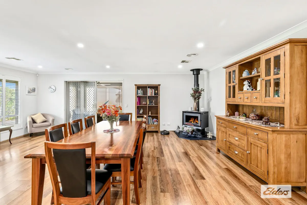 178 Jude Street — photo 3 of 17