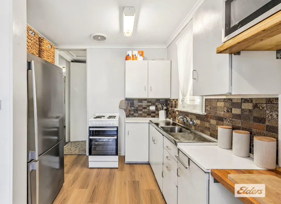 958 Captain Cook Drive, North Albury, NSW, 2640 - Image 2