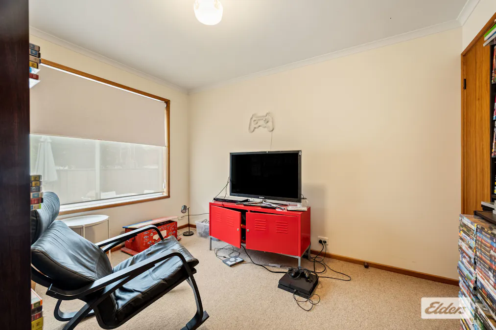 1 & 2/7 Eleanore Court, West Wodonga, VIC, 3690 - Image 7