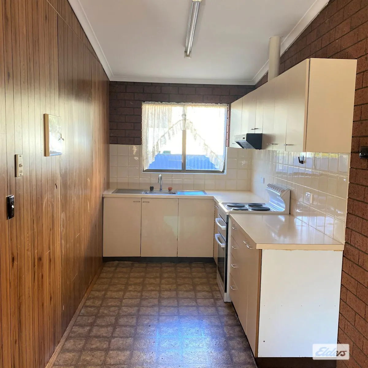 49 Whitehead Street — photo 10 of 15