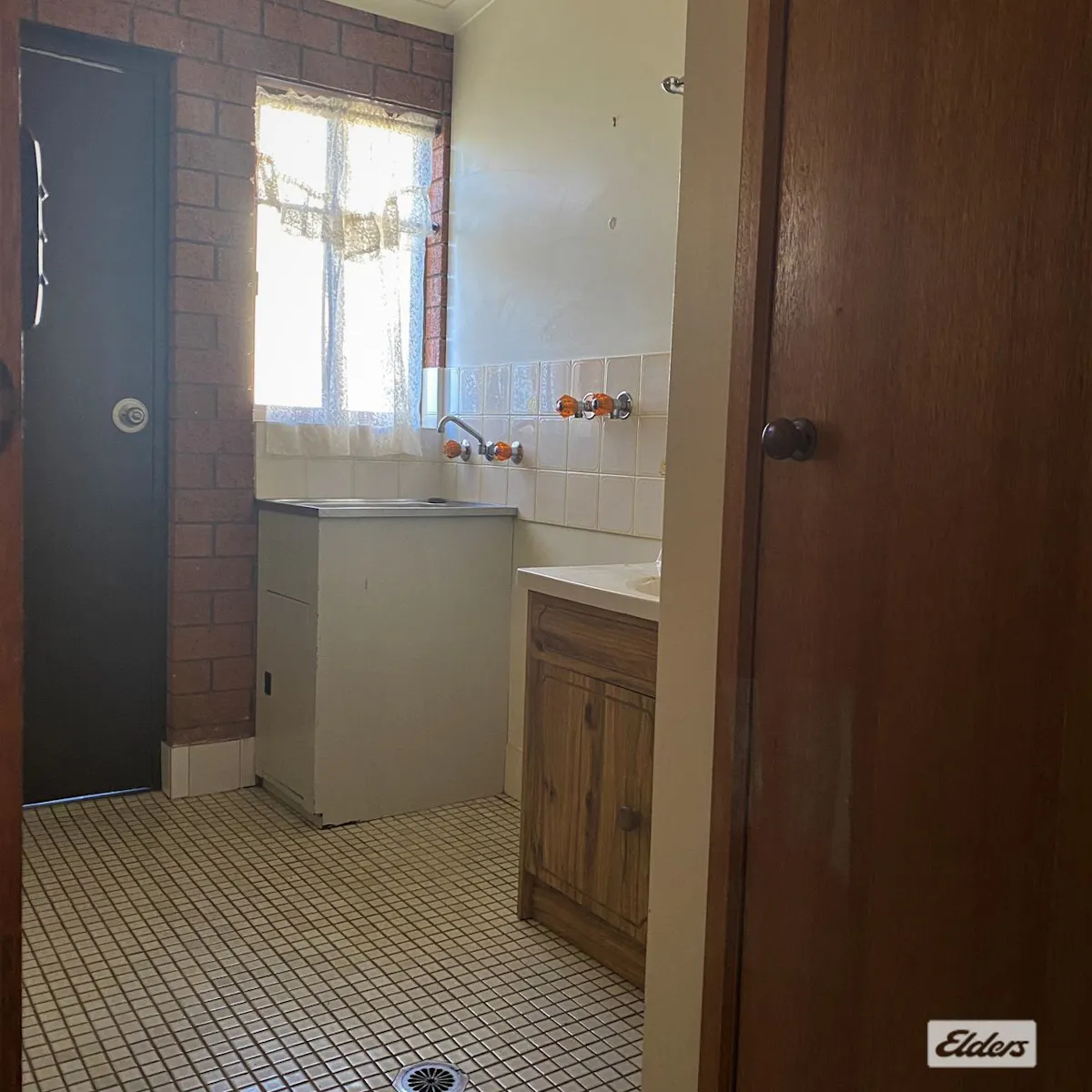49 Whitehead Street — photo 11 of 15