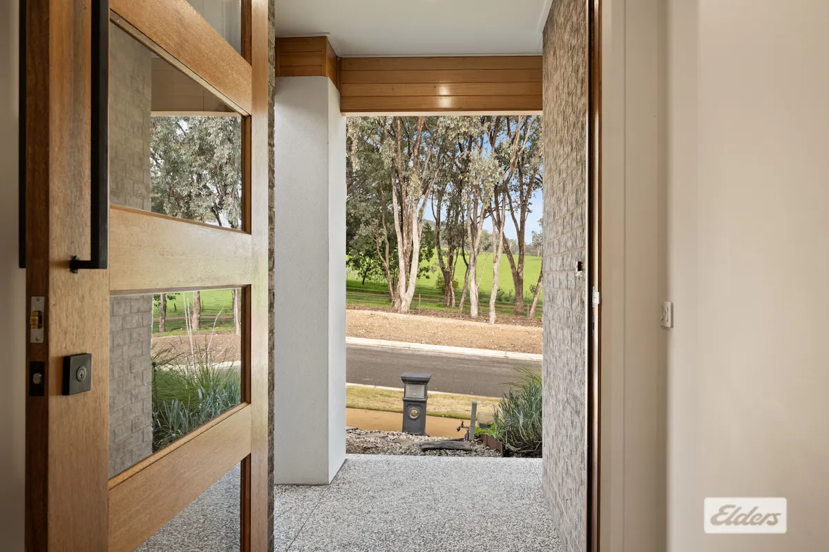 11 Doohan Street — photo 2 of 25
