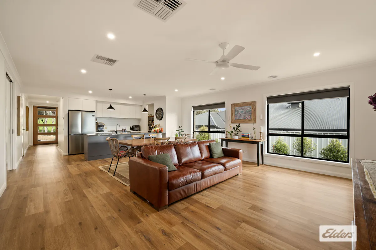 11 Doohan Street — photo 7 of 25