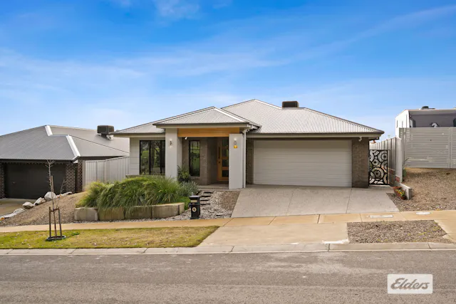 11 Doohan Street — photo from Elders Real Estate Albury/Wodonga