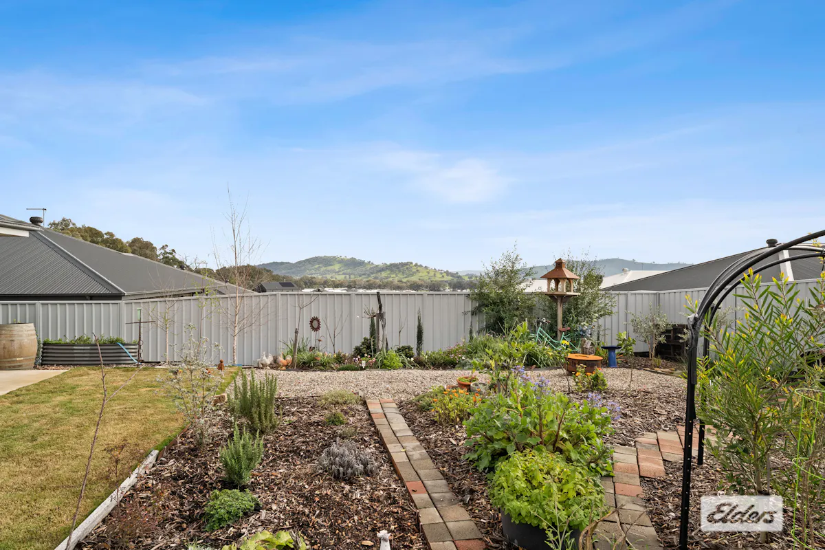 11 Doohan Street — photo 19 of 25