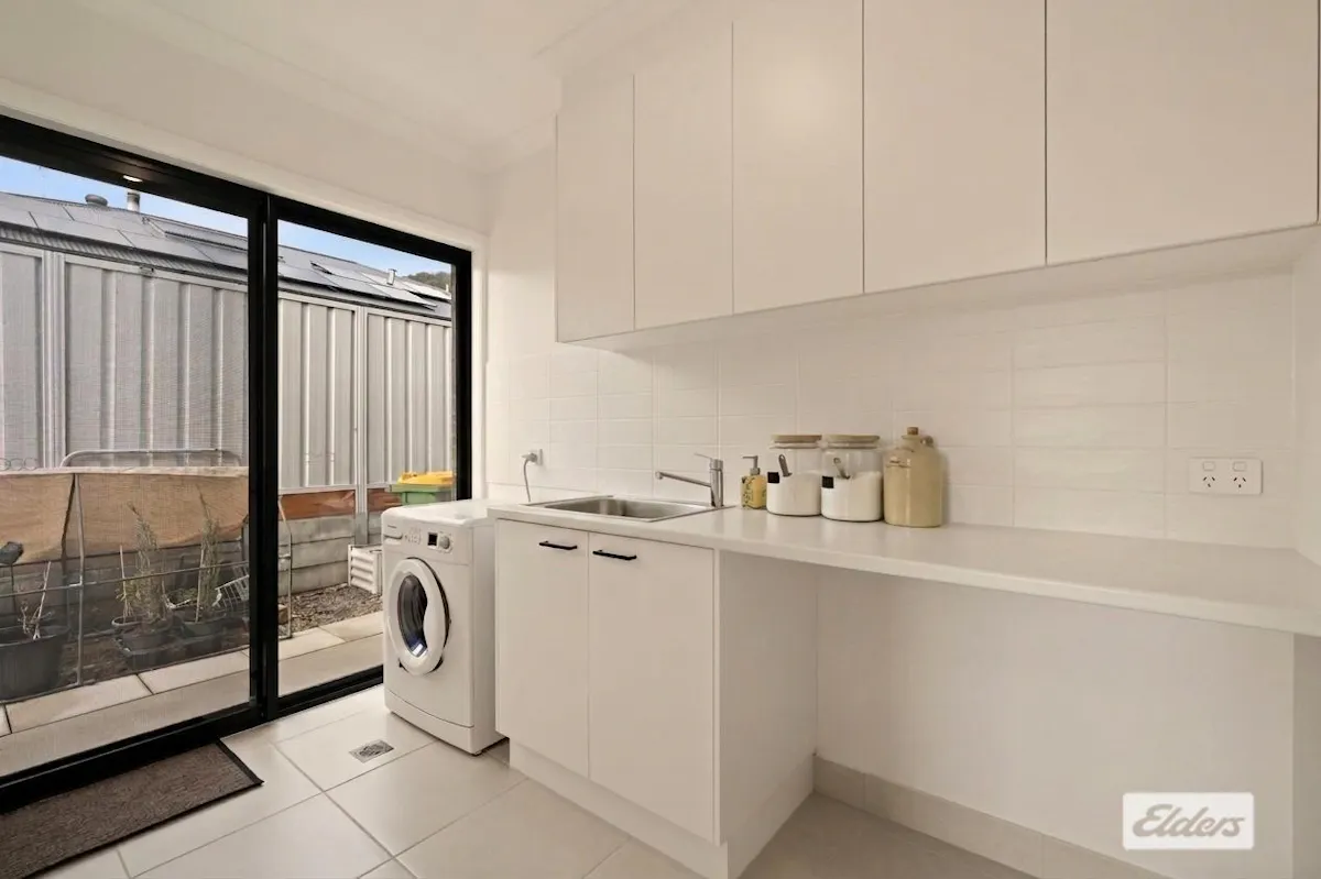 11 Doohan Street — photo 16 of 25
