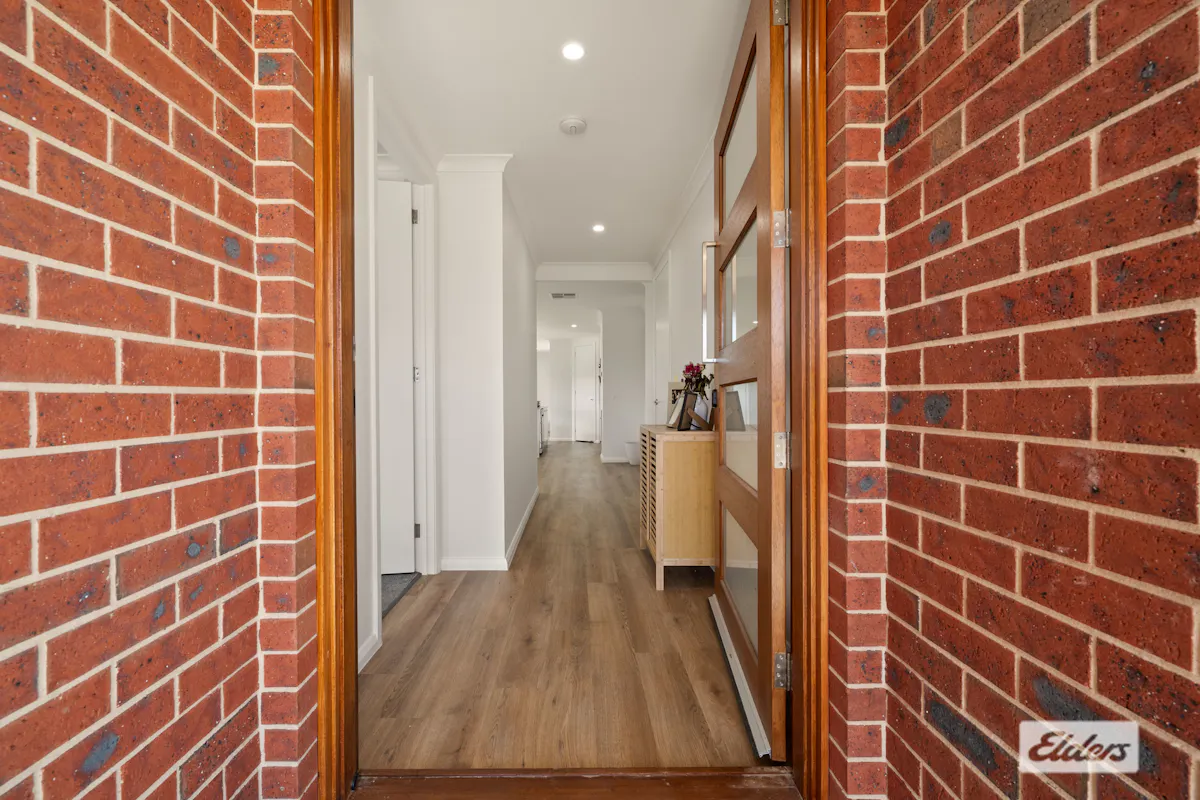 18 Pierson Avenue — photo 2 of 22