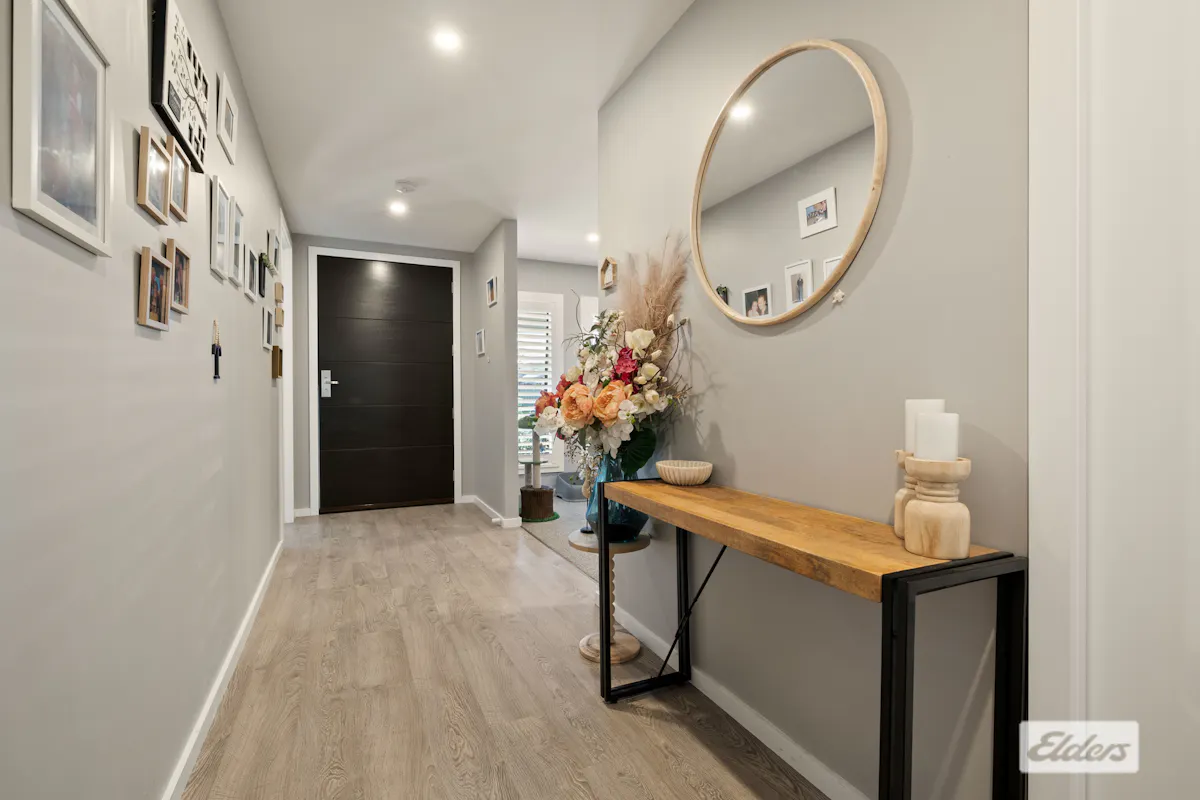 25 Devitt Way — photo 3 of 30