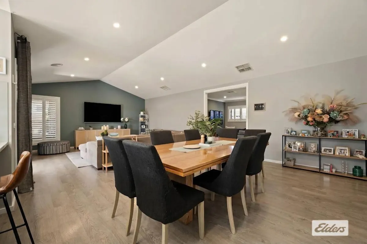 25 Devitt Way — photo 9 of 30
