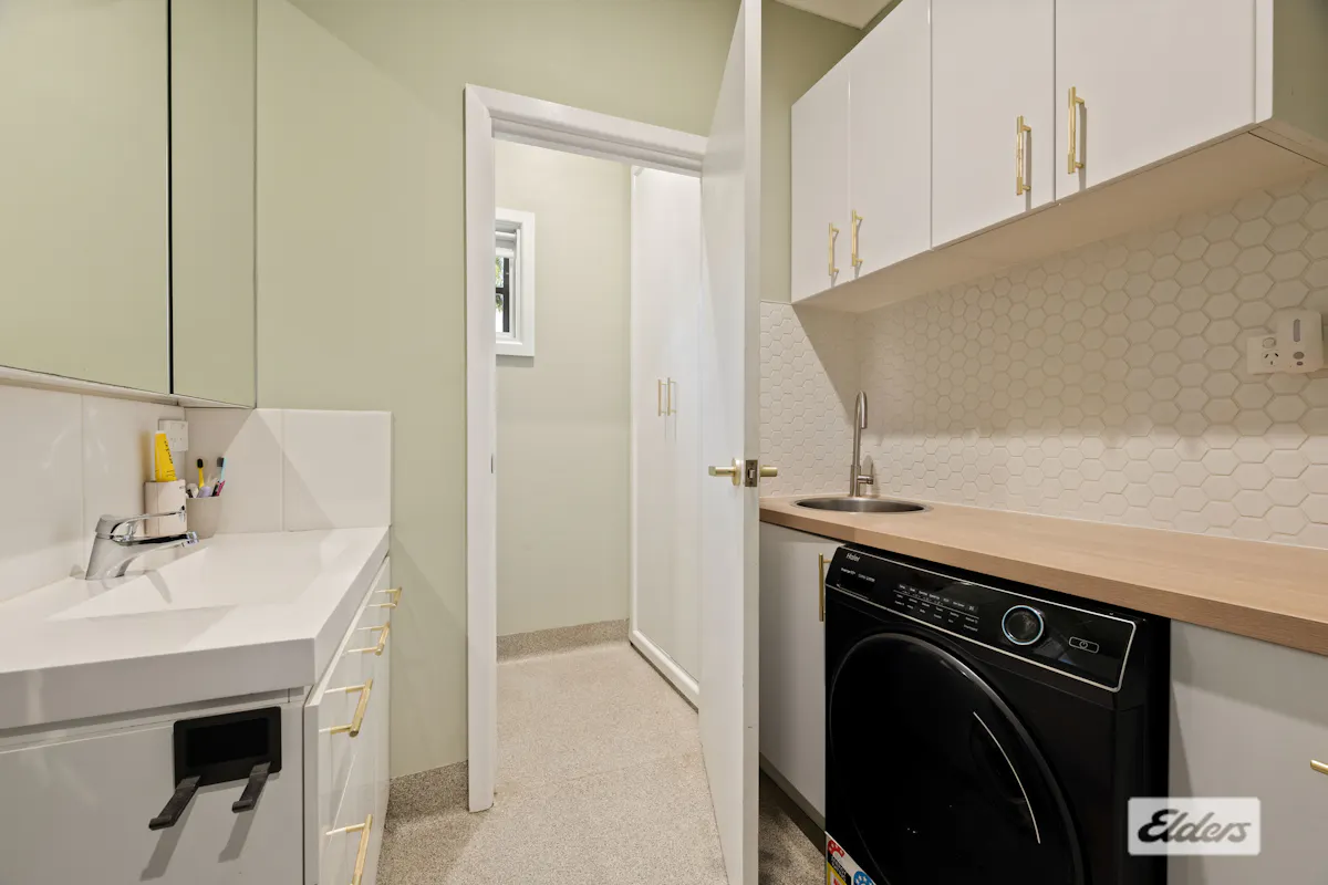 534 Douglas Road — photo 15 of 30