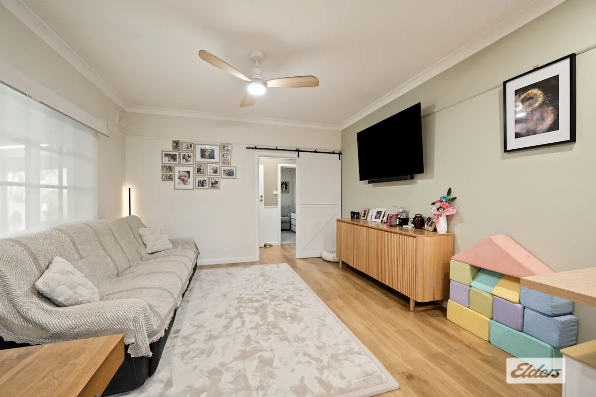 534 Douglas Road — photo 9 of 30