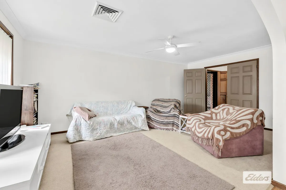 509 Iluka Crescent — photo 4 of 15