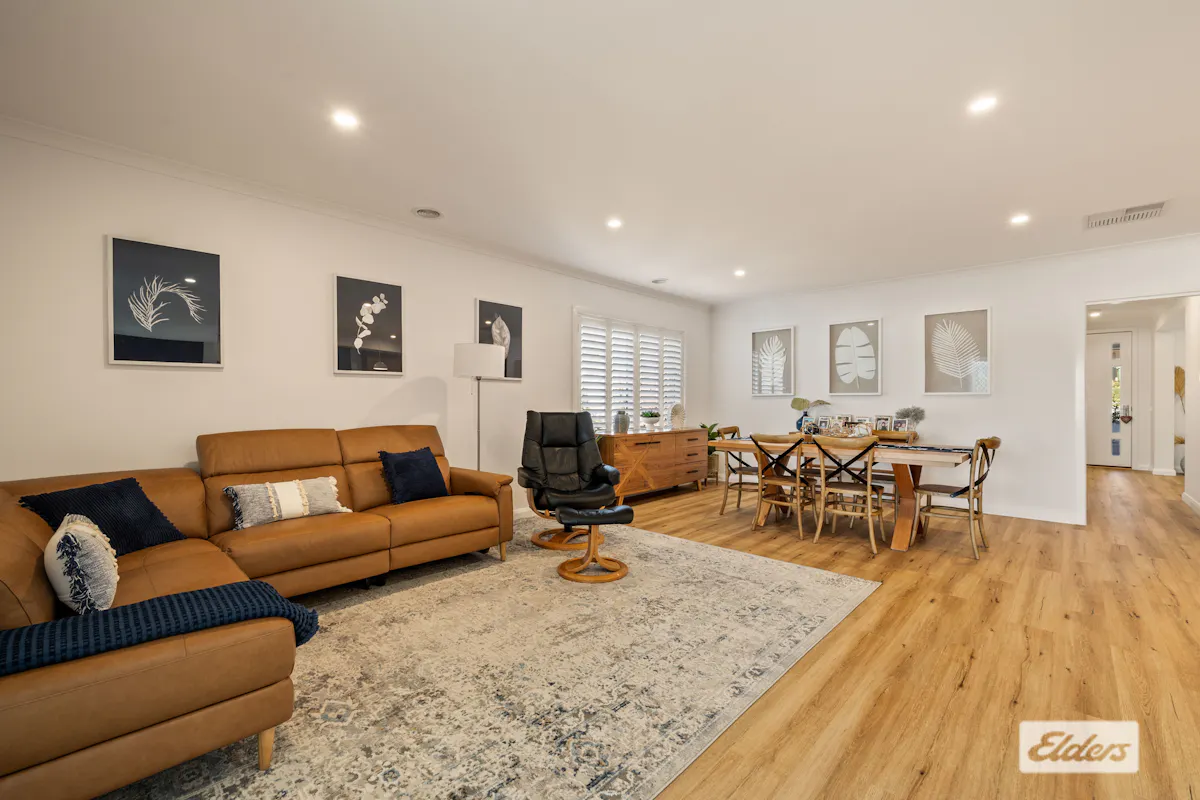 19 Loames Street — photo 15 of 30