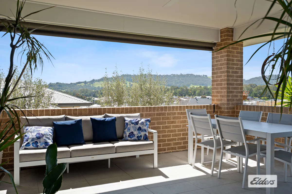 19 Loames Street — photo 22 of 30