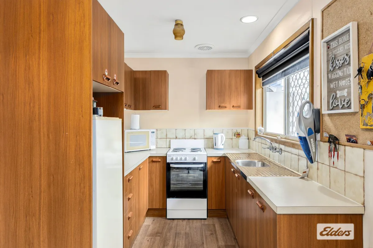 130 Hammer Street — photo 2 of 15