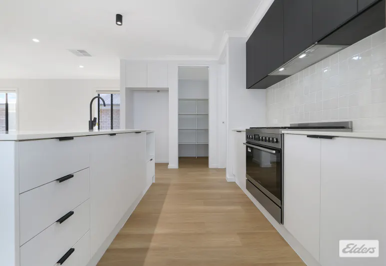 7 Shea Street, Baranduda, VIC, 3691 - Image 3