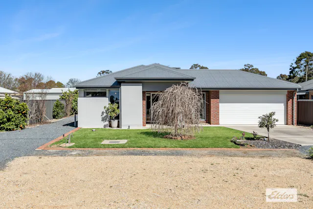 44 Jude Street — photo from Elders Real Estate Albury/Wodonga
