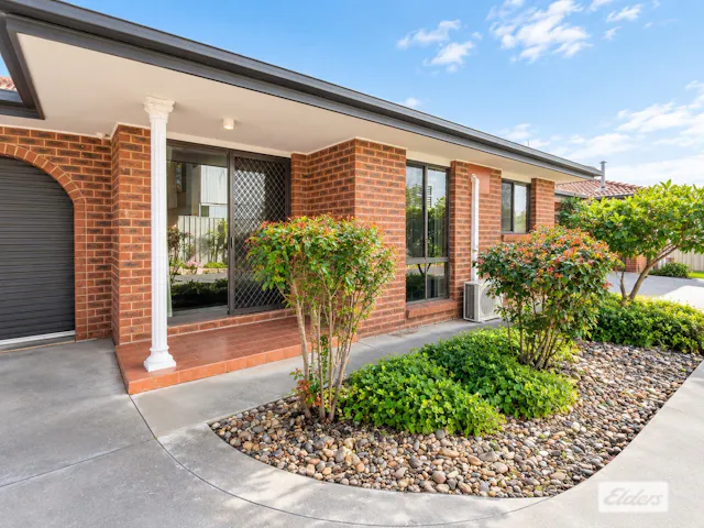 2/15 Blanche Street — photo from Elders Real Estate Albury/Wodonga