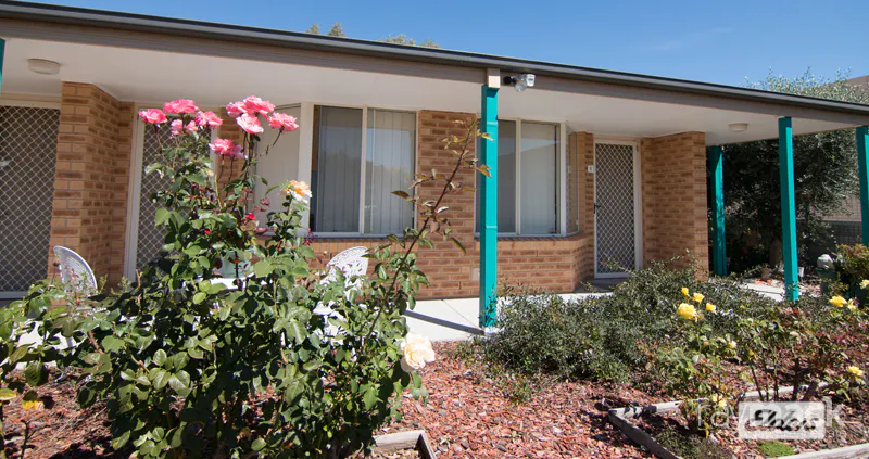 43/2 Hanlon Court, West Wodonga, VIC, 3690 - Image 1