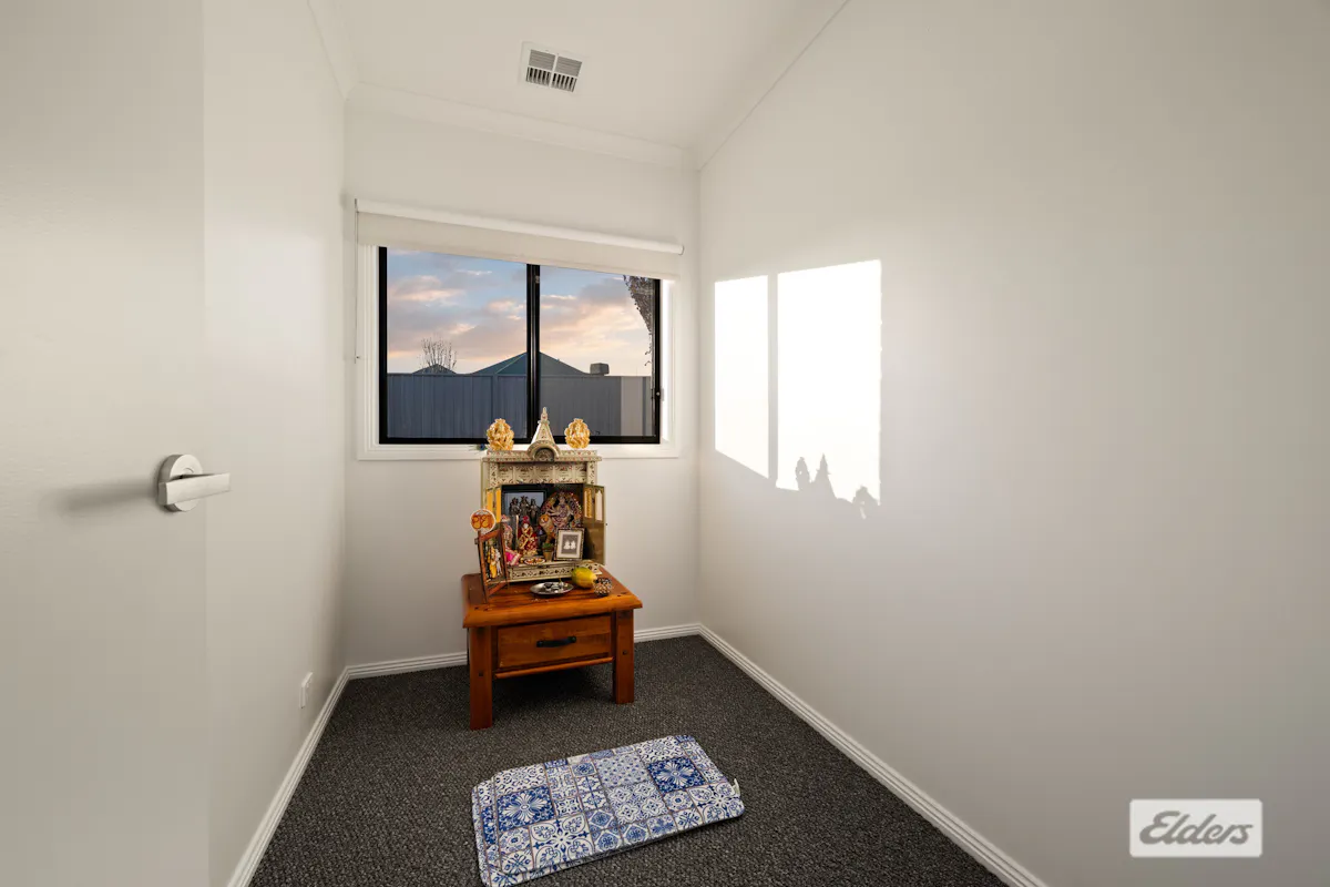 15 Birchall Crescent — photo 16 of 29