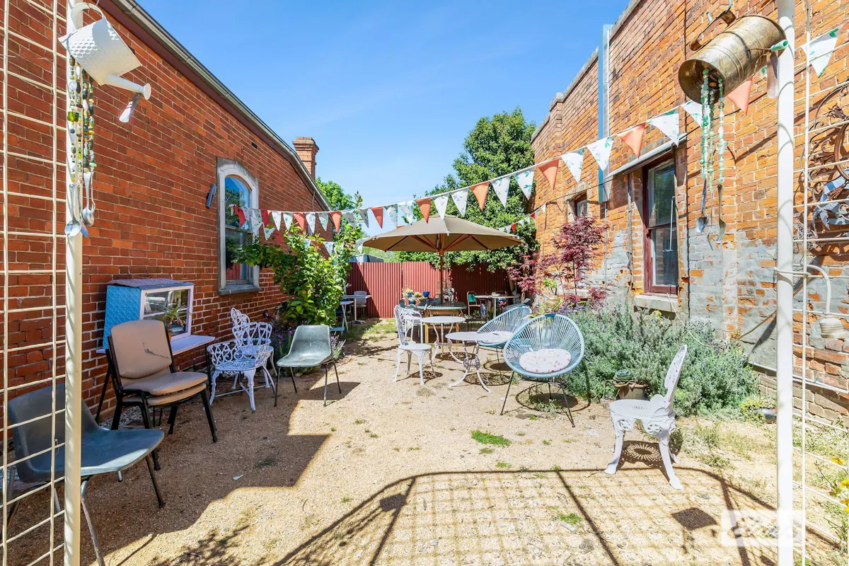 52 Conness Street — photo 7 of 12