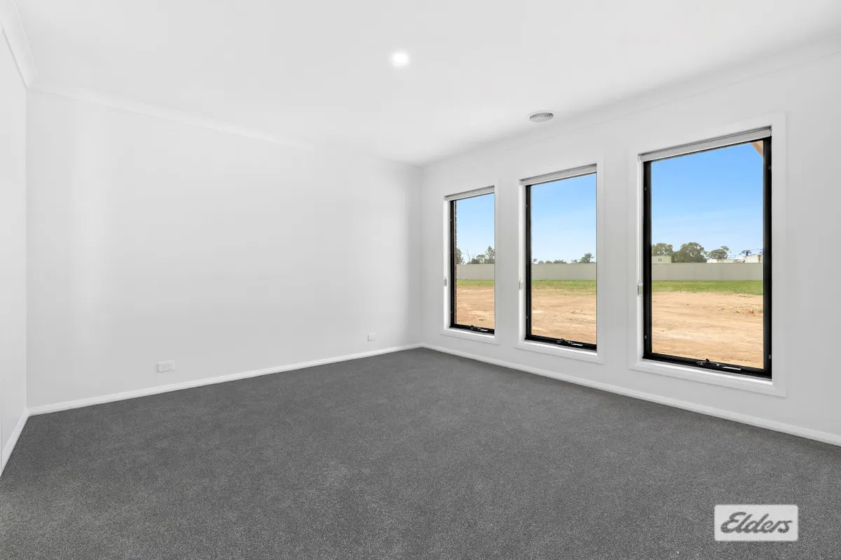 4 Melba Court — photo 4 of 15