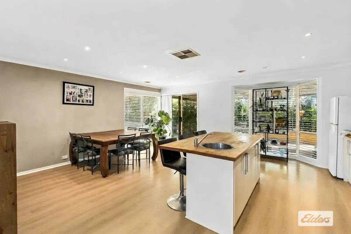 37 Azure Drive — photo 2 of 15