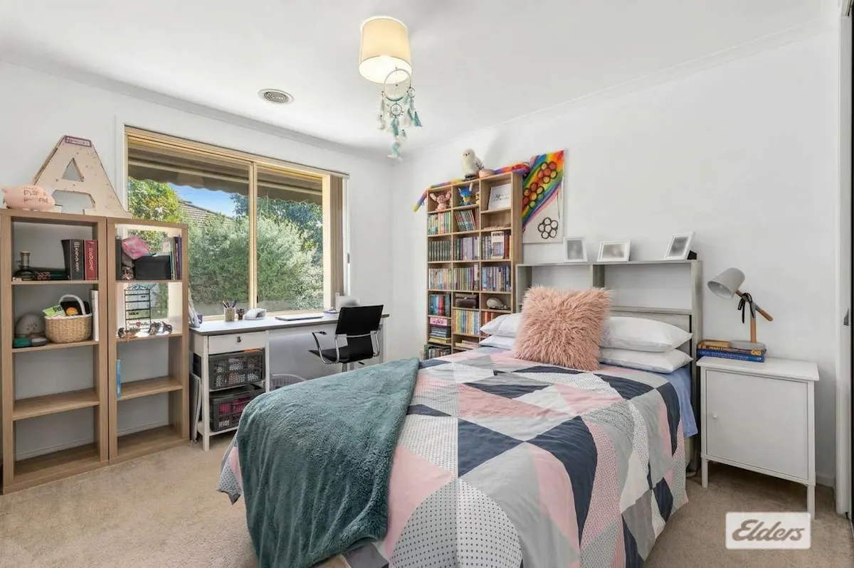 37 Azure Drive — photo 7 of 15