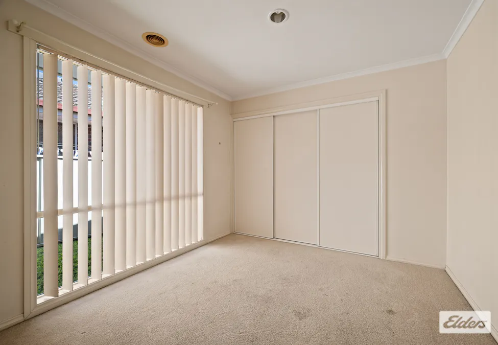 34 Koetong Crescent, West Wodonga, VIC, 3690 - Image 9