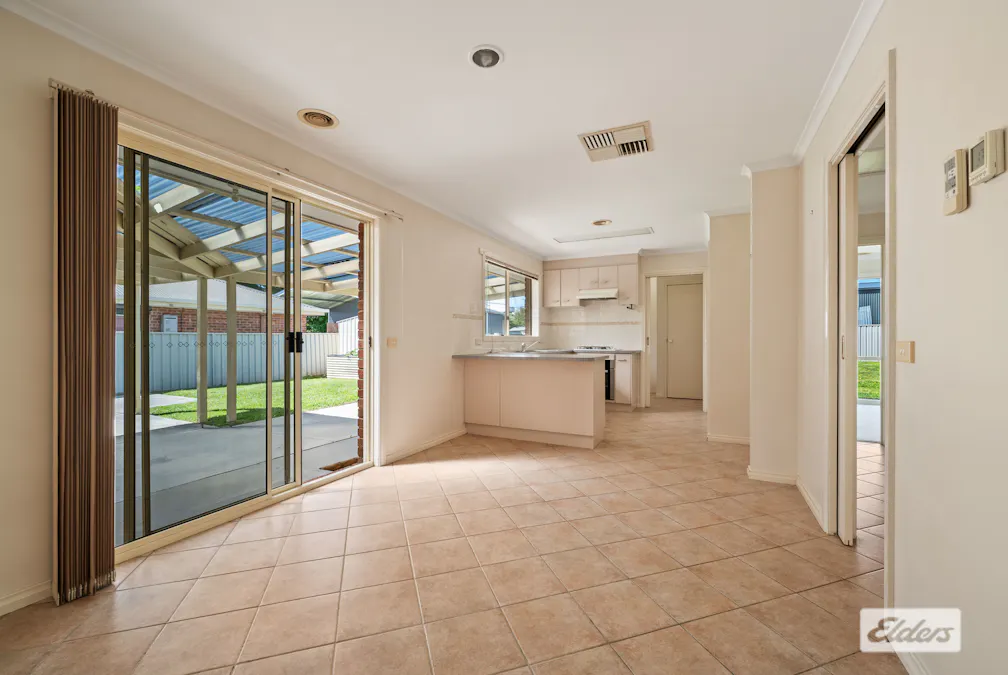 34 Koetong Crescent, West Wodonga, VIC, 3690 - Image 4