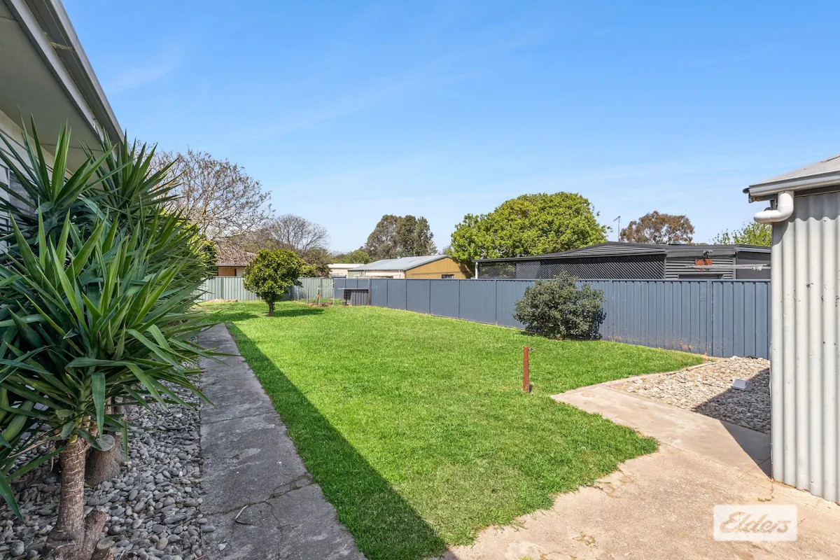 2 Hawkins Street — photo 10 of 11