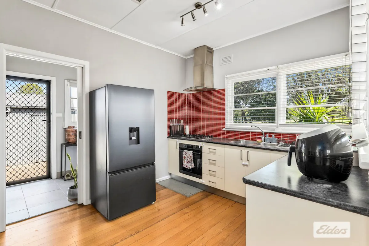 2 Hawkins Street — photo 2 of 11