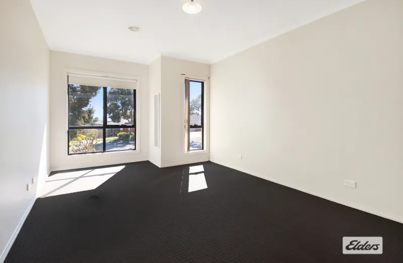 17 Maygar Avenue, Wodonga, VIC, 3690 - Image 2