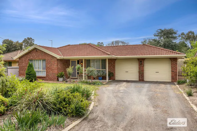 51 Pell Street — photo from Elders Real Estate Albury/Wodonga