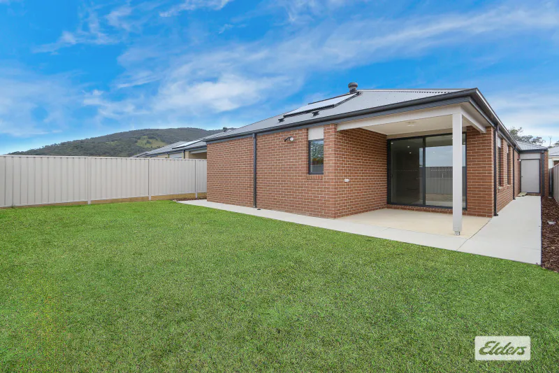 22 Treloar Street — photo 9 of 9
