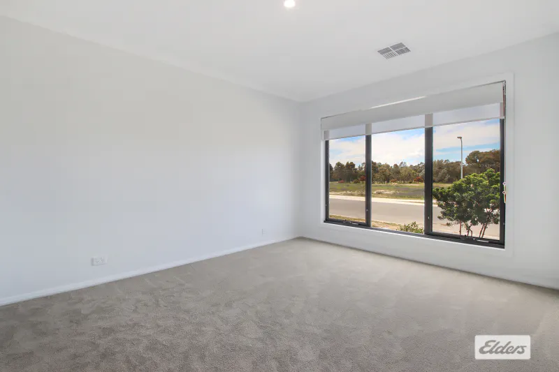 85 Daintree Way — photo 2 of 7
