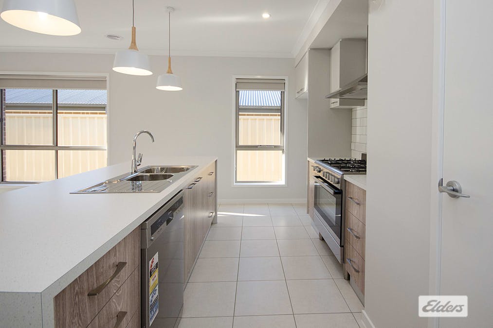 20 Lexcen Street, Baranduda, VIC, 3691 - Image 3