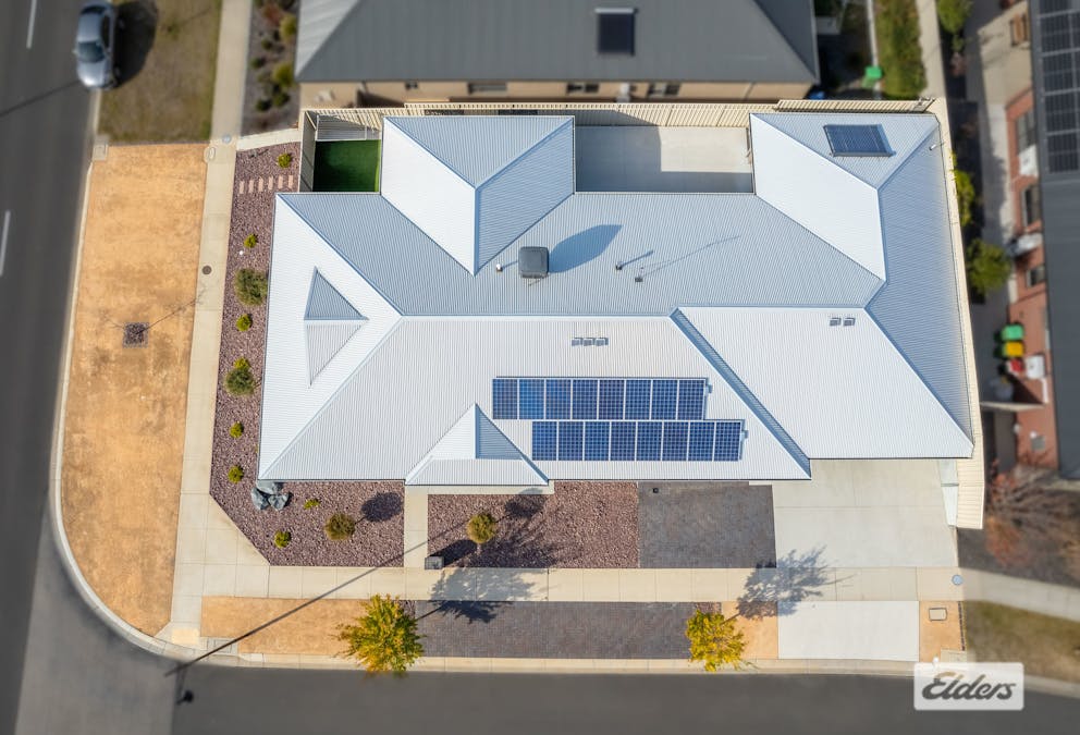 15 Keighran Avenue, Wodonga, VIC, 3690 - Image 35