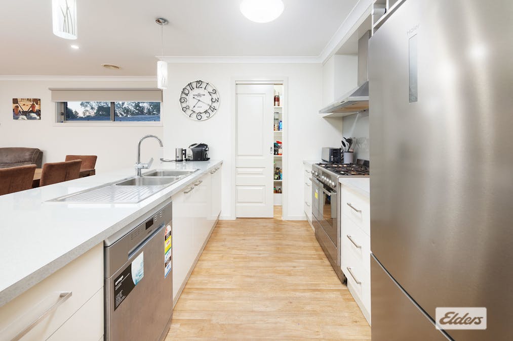 4 Partridge Way, Wodonga, VIC, 3690 - Image 3