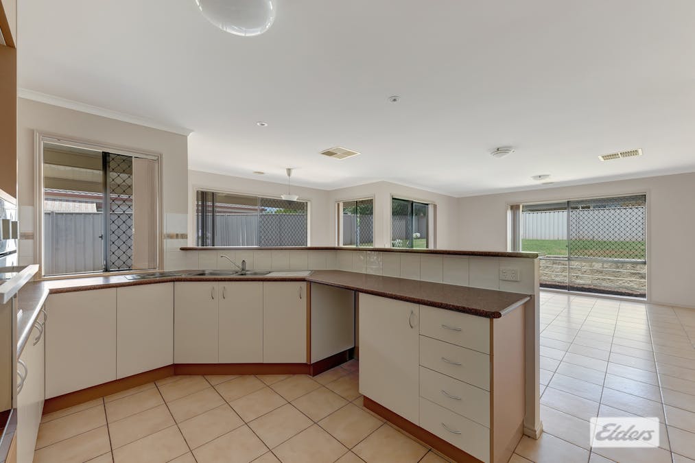 25 Sorrel Court, Baranduda, VIC, 3691 - Image 2