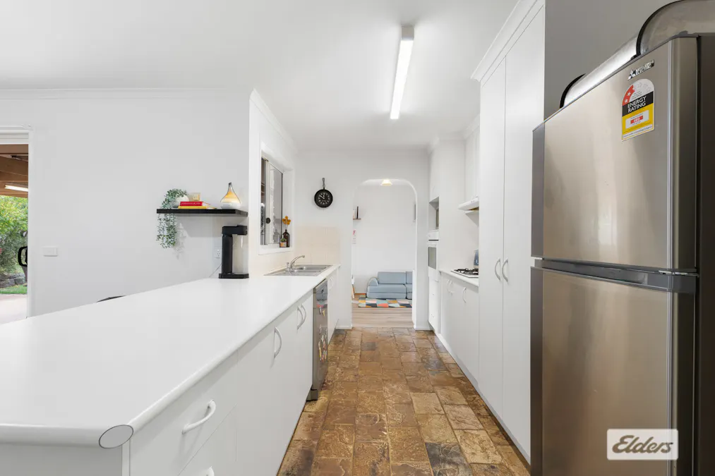 45 Azure Drive, Wodonga, VIC, 3690 - Image 2