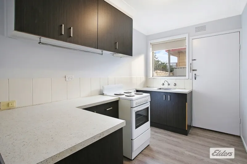 1/28 Awburn Street — photo 3 of 7