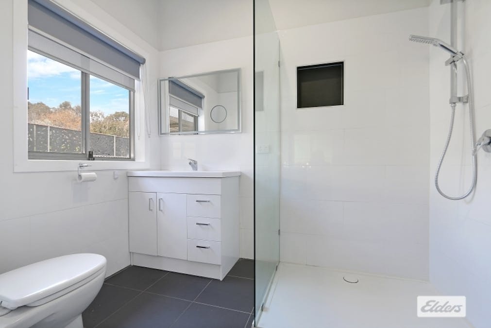 8 Noel Street, Wodonga, VIC, 3690 - Image 3