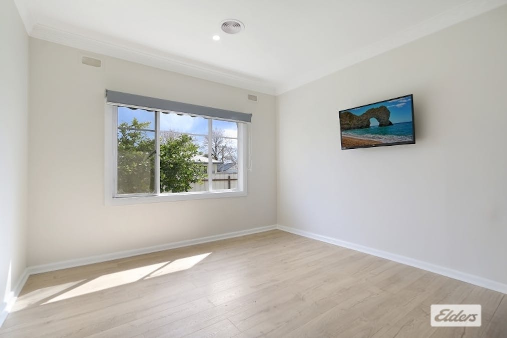 8 Noel Street, Wodonga, VIC, 3690 - Image 4