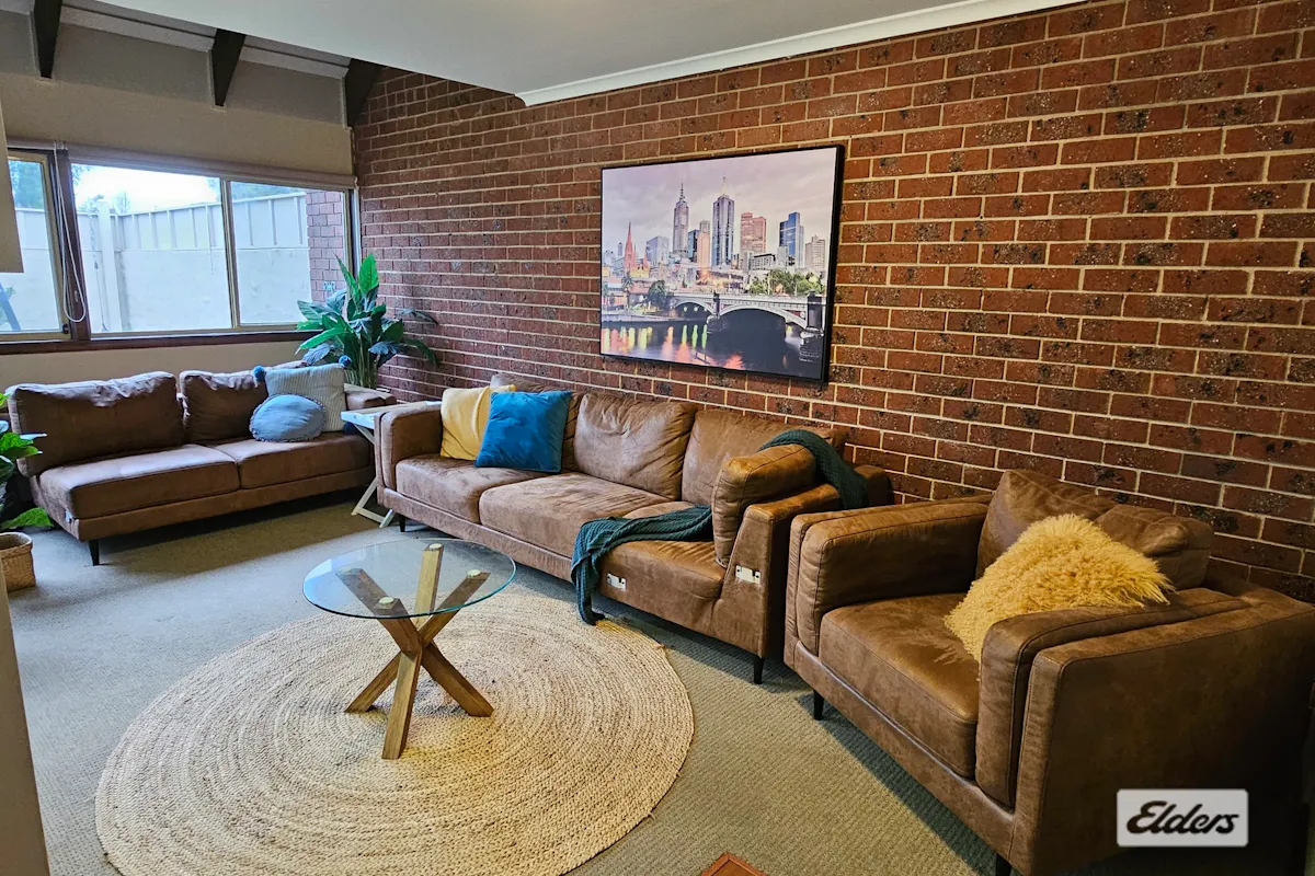 9/34 Lawrence Street — photo 2 of 4