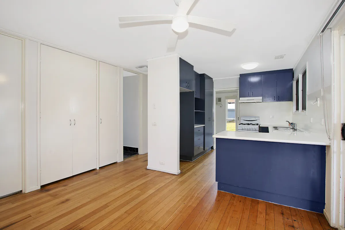 10 Algona Road — photo 3 of 8